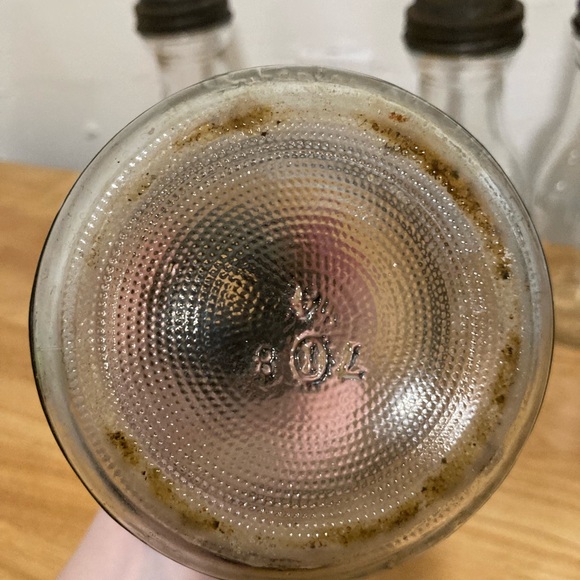 Sold! Vintage Motor Oil Glass Jars with Caddy - Picture 10 of 17